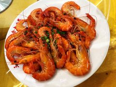 -三亚新鸿港水果一级批发市场
