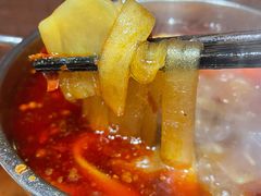 红苕粉-独食火锅·半米屋台(直营总店)