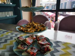 -静博士养生美容连锁