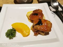 -雍和会海鲜姿造自助(湖东路店)