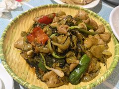 酸菜炒大肠-石岐乳鸽村(桥观坊南四巷店)