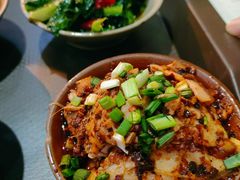 -董哥山城碗碗香(美专校街店)