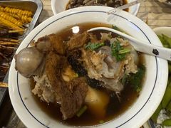 -老谢野馄饨(延安路店)