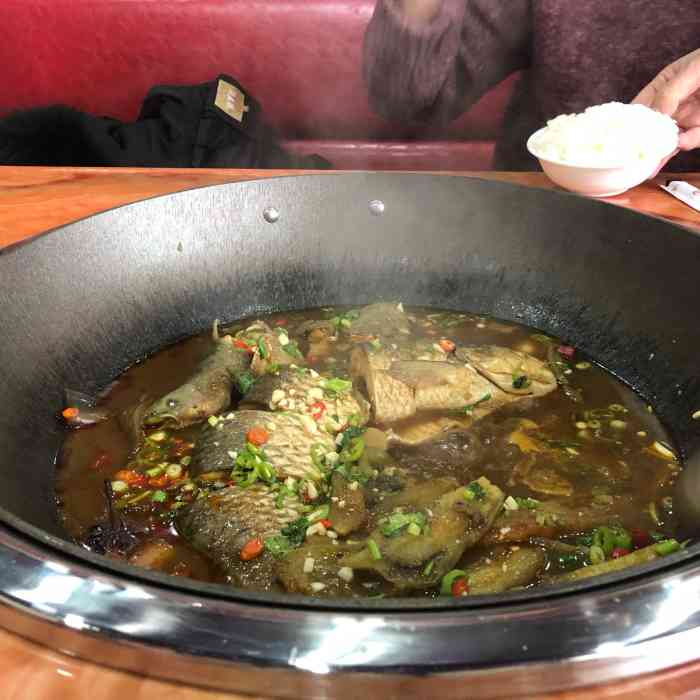 老渔翁笨锅炖(正良二路店)-"来过一次了,味道真心不错,刚开业,她家面.