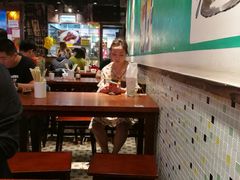 大堂-陈光记烧腊(长寿路店)