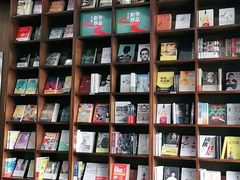 -新华书店白鹿书肆(市府路店)