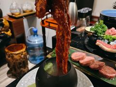 哈里哈牛肋条-哈里哈·黑牛私厨(购物公园店)