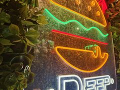 -DEEP·深美式餐吧(五棵松华熙LIVE店)