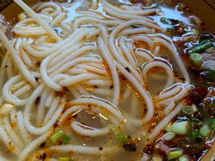 -肇兴特色牛肉粉