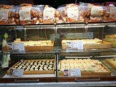 面包甜点陈列柜-清真全盛斋传统糕点(西羊市店)