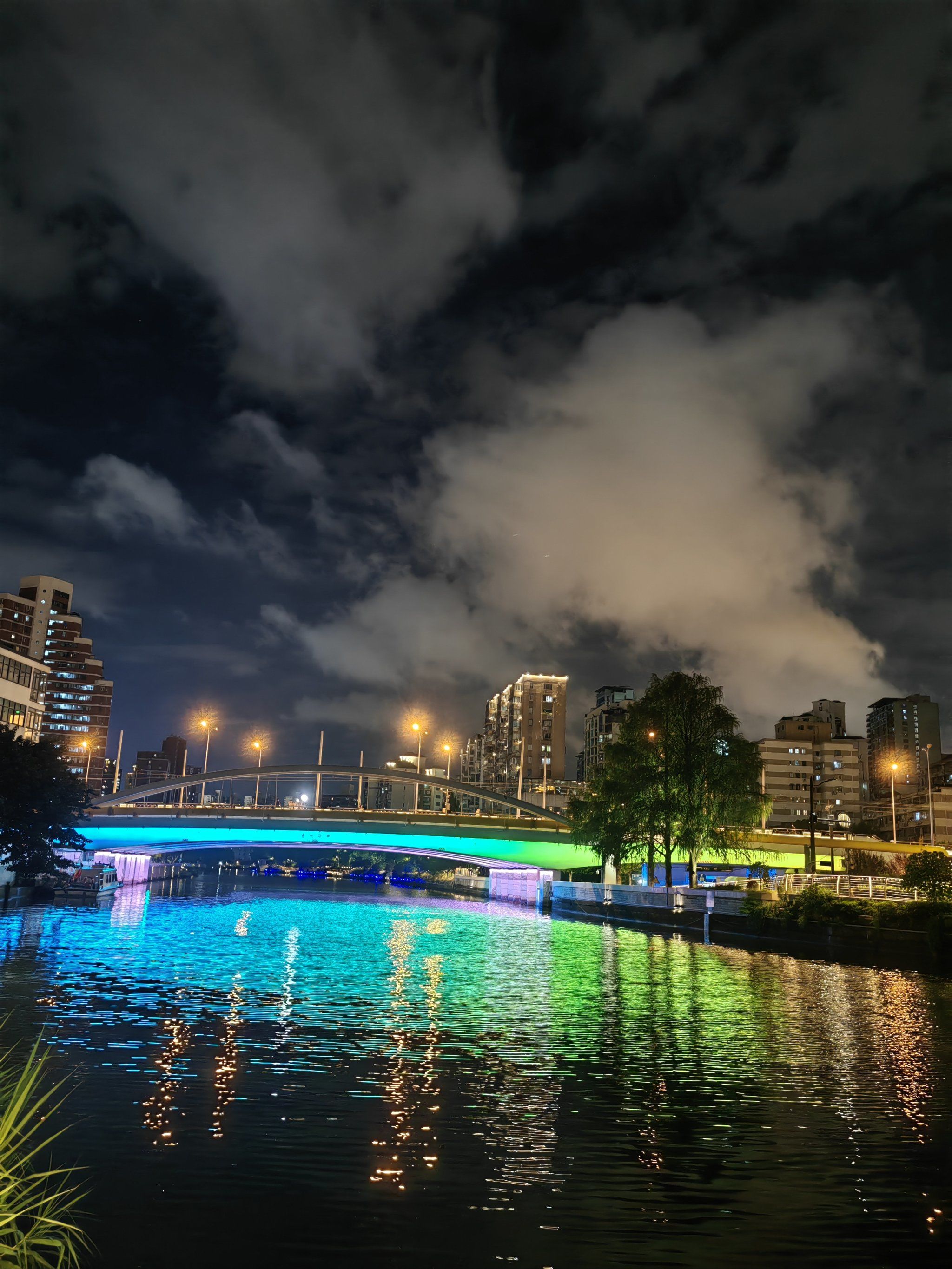 夜色中的美景