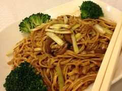 中餐厅美食，鲍汁伊面-惠州康帝国际酒店