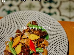 红酒香蘑爆牛肉粒-香浙汇(望京店)