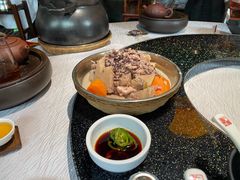 粉葛赤小豆鲮鱼汤-味可道美食坊(福基路店)