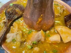 炊锅鸡-蜗牛小馆醉乡民谣云南菜(惠新西里店)