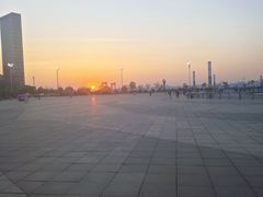 -东港音乐喷泉广场