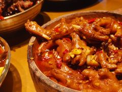糯叽叽香辣鸡爪-乐乐大排档·30年老字号(浙江路店)