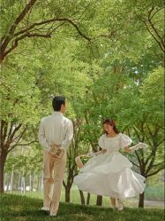 -喜爱高定婚纱摄影