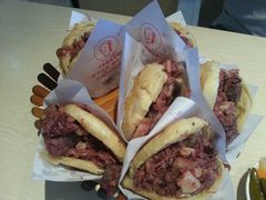 -闫家驴肉老店(华电一校店)