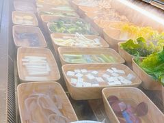 -来龍儿鲜切牛肉自助老火锅