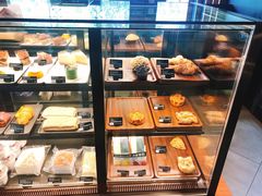面包甜点陈列柜-星巴克(西安旺座现代城店)