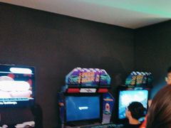 -不可思议减压馆·解压博物馆·摔碗发泄·团建定制