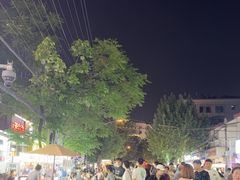 -郑记•不夜城烧烤•龙虾•虾蟹(黄鹤楼店)