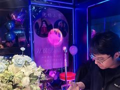 -温莎KTV(珠江路店)