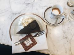 奥地利萨赫蛋糕-Cafe Sacher(WIEN)