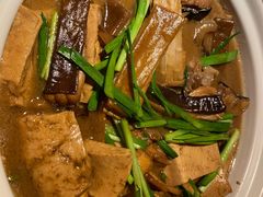 老板鱼炖豆腐-日丰园海肠水饺·老字号大连海鲜(和平广场店)