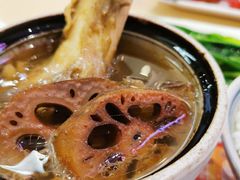 莲藕炖筒骨-钟姐炖品(万象城店)