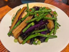 -柴窝堡22号辣子鸡·传承新疆菜