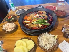 -黄潇洒老火锅(九眼桥宏济巷店)