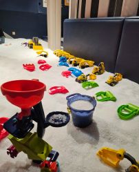 -奈尔宝家庭中心·亲子餐厅(长沙运达汇店)