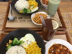 麻辣小龙虾饭-海盗虾饭·剥好的小龙虾饭(SOHO尚都店)