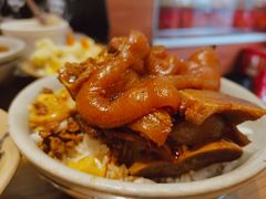 -红猪卤肉饭(大西洋美食城店)