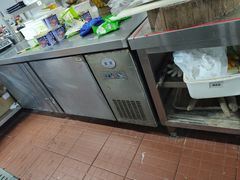 -万润国际酒店用品市场(曹安国际商城店)