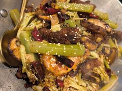 -渔语鱼新川菜Bistro(万象天地店)