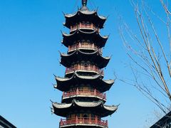 -龙华寺