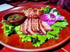 卡拉山火塘烧肉-花马天堂云南餐厅 Lost Heaven(外滩店)