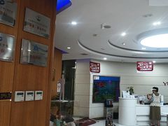 -雅悦齿科(顾村公园店)