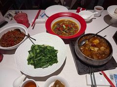 -千百味红餐厅·江西菜(绿地双子塔店)