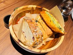 餐前面包-FEELINGS(亚新广场店)