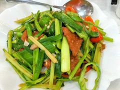 香芹青椒炒牛肉-美居大酒楼(美居广场店)