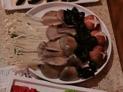 -佬土鹅肠火锅(解放路店)