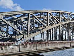 -科隆霍亨索伦桥爱情锁