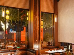 -洛缦音乐餐厅(工业展览馆万象城店)
