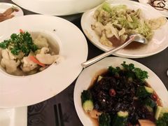 -粤尚腾香居中餐厅(首都机场希尔顿店)