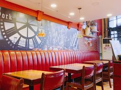-玛格萝妮比萨屋(陆家浜路店)