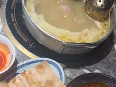-禄婶鸡煲·打边炉